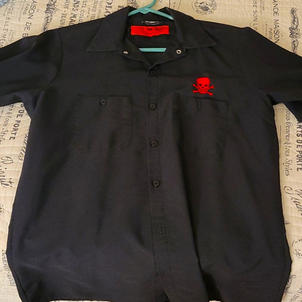 Felon Medium Black Work Shirt
